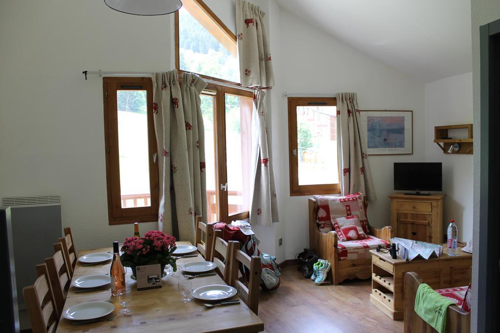 Residence Grand Bois Cles Blanches La Tania Quarto foto